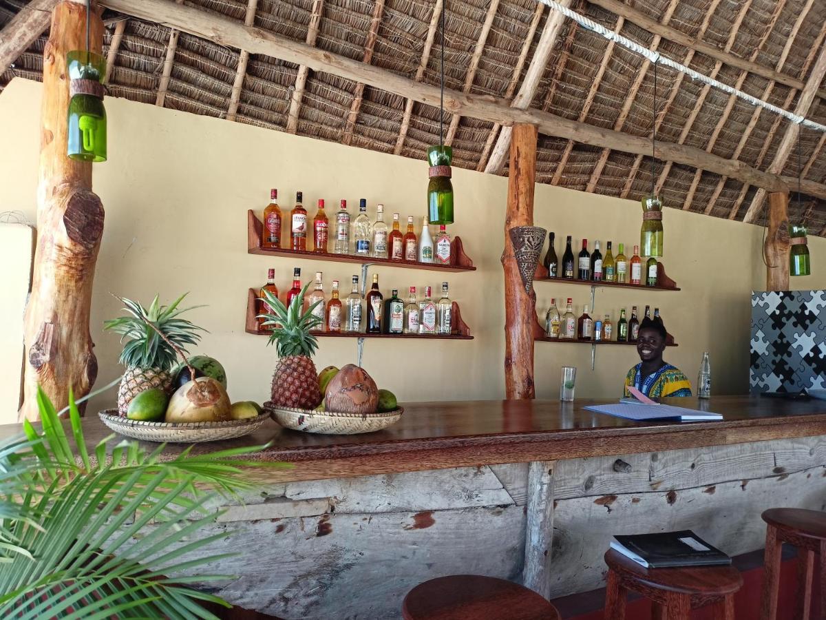 Weavers Lodge Pongwe Exterior foto